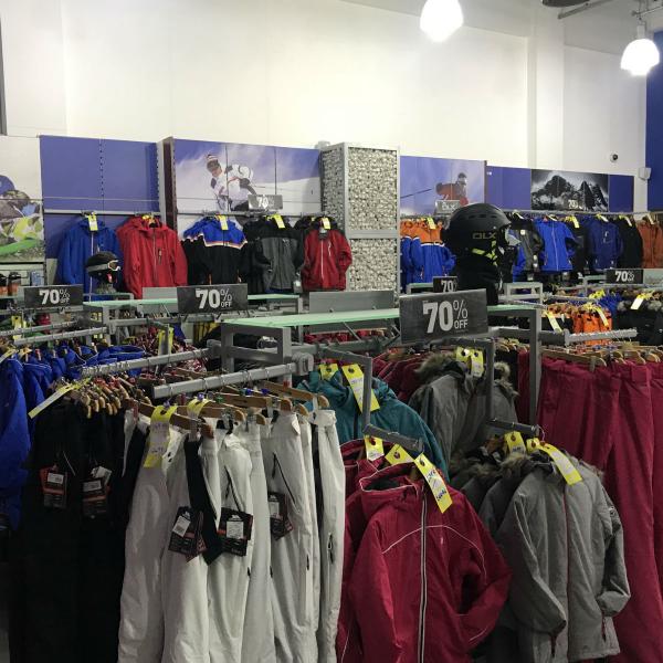 Family and value ski and snowboard clothing and accessories Trespass Xscape Yorkshire Castleford